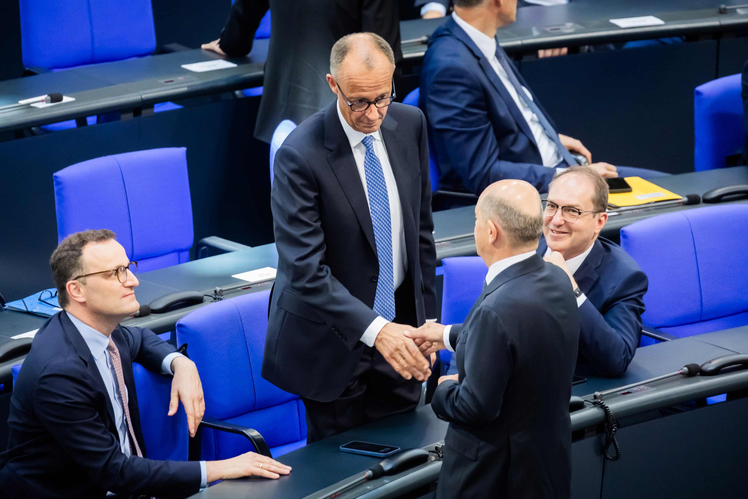 Élections législatives en Allemagne : vers une nouvelle ère politique après une campagne mouvementée