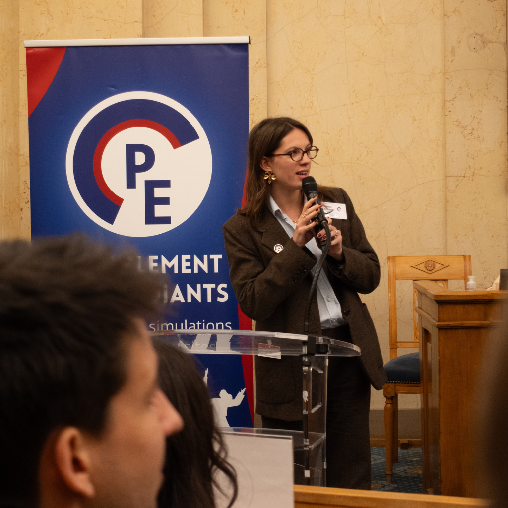 Sibylle Cormier, Présidente du PE, accueille les participants